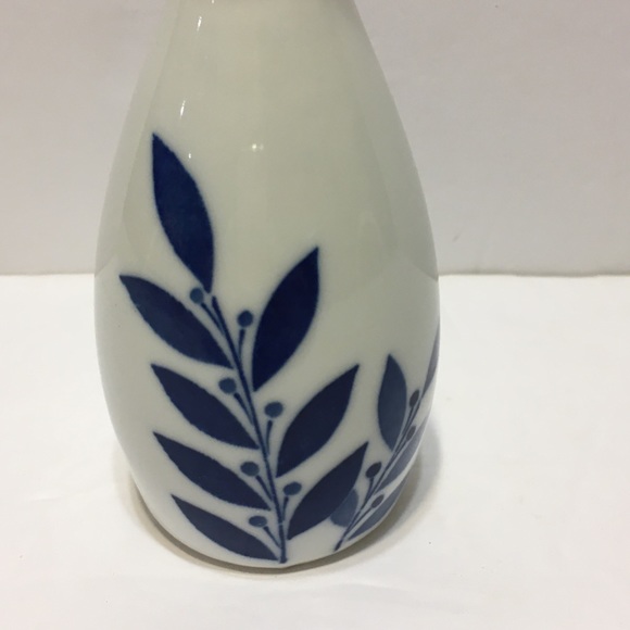 Japanese Gekkeikan Sake Bottle Laurel Leaves Japan - Picture 7 of 12